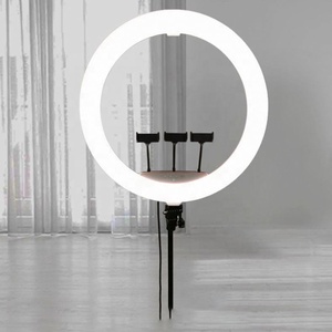 Échantillon gratuit portable <span class=keywords><strong>selfie</strong></span> maquillage en direct vidéo beauté décor adaptateur tactile télécommande 56cm 22 pouces rgb ring light - Product Image 3