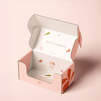 Enveloppe de cadeau de fleurs imprimée sur mesure avec brillant UV et poignées découpées pour emballage de vente au détail de bouquet de la Saint-Valentin