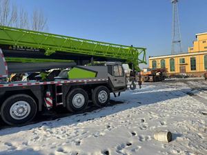 Grue sur camion Zoomlion 100 tonnes d'occasion, système hydraulique complet, pour l'exportation - Product Image 4