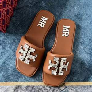 Chaussures pour femmes, pantoufles, vente en gros d'usine en stock, nouveau style 2026, sandales <span class=keywords><strong>Tory</strong></span> <span class=keywords><strong>Burch</strong></span>, Sandalias De Mujer - Product Image 2