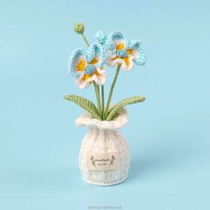 กระถางดอกไม้ถักโครเชต์ทำมือจากไหมพรม สำหรับตกแต่งบ้าน ในโอกาสรับปริญญา วันพ่อ หรือวันฮาโลวีน - Product Image 3