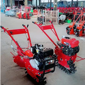 Cultivador Multifuncional Rojo Pequeño con Motor Diésel Refrigerado por Aire, Arado Reversible, Sembradora y Azada, Versión con Correa de Transmisión, Motor Principal - Product Image 5