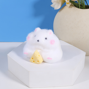 Mini Hamster Amusant Mignon Kawaii en Caoutchouc Extensible Squishy Moelleux Mochi Doux et Pufi pour Soulager le Stress - Product Image 3
