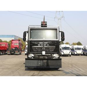 Camión Cisterna de Servicio Pesado para Transporte Seguro y Control de Polvo Industrial con Rendimiento Confiable - Product Image 2