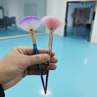 Kuas Makeup Kecil Tunggal Grosir, Kuas Bedak & Perona Pipi, Bulu Serat Buatan, Gagang Plastik