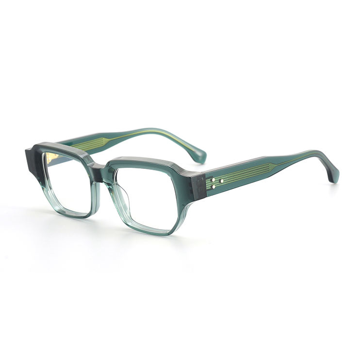 สีเขียว