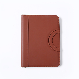 Folio Portadocumentos Personalizado Marca PY de PU con Cierre de Cremallera, Múltiples Bolsillos y Bloc de Notas Incluido para una Organización Completa - Product Image 4