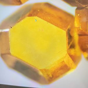 Single kristal 111 sisi MCD Die HPHT berlian sintetis hitam abrasif untuk kawat gambar persegi - Product Image 1