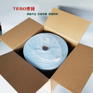 Chiffons de nettoyage jetables non tissés Tesuo, grand rouleau bleu - Product Image 1