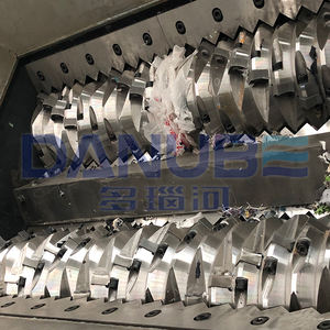 Trituradora de Neumáticos de Camión Grande de Fabricante Chino, Máquina para Neumáticos Usados OTR, Trituradora de Acero Inoxidable y Aleación de Aluminio - Product Image 3