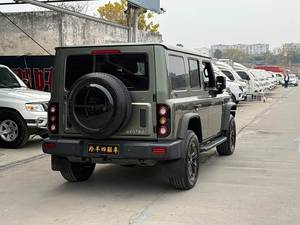 Personnalisation Intérieure 2024 <span class=keywords><strong>BJ</strong></span> 212 SUV 2.4T 4x4 Moteur Turbo Essence Voitures à Conduite à Gauche Petit SUV Tout-Terrain Sièges en Cuir Adapté à Plusieurs Terrains Pas Cher - Product Image 5