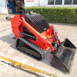 Uso agricolo larghezza stretta YANMAR motore <span class=keywords><strong>Mini</strong></span> ruota Skid Steer <span class=keywords><strong>Loader</strong></span> con pompa idraulica Pallet forcella per la vendita - Product Image 5