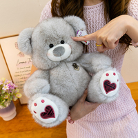 Boneka Teddy Berbahan Plush Tebal dan Lembut, Motif Kotak-kotak Dua Warna dengan Bordir Hati dan Pita, Berbagai Ukuran, Ramah Kulit, Kelinci