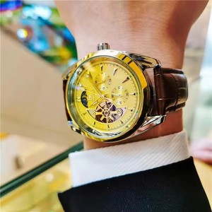 นาฬิกาข้อมือผู้ชาย AOKULASIC รุ่น Hollow Out Large Flywheel ระบบอัตโนมัติเต็มรูปแบบ กันน้ำ พร้อมไฟกลางคืน แสดงข้างขึ้นข้างแรม - Product Image 3