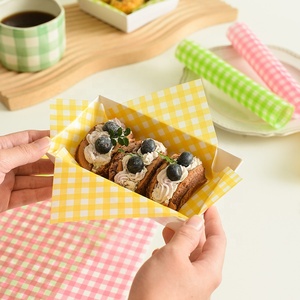 Tùy Chỉnh 100Pcs Không Thấm Mỡ Giỏ Lót Bánh Sandwich Deli Bọc Burger Sáp Giấy Gói Thực Phẩm Tờ Cho Thực Phẩm BBQ Dã Ngoại Bên - Product Image 4