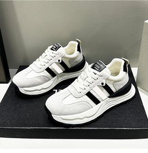 รองเท้าผ้าใบดีไซน์เนอร์ชั้นนำปี 2026 รองเท้าลำลองแบบสวมข้อเท้าและแบบบูท รองเท้าเดินสบาย ดีไซน์โด่งดัง ซับในไมโครไฟเบอร์ พื้นรองเท้าชั้นกลาง ผลิตในจีน - Product Image 1