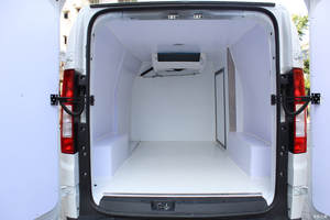 Camion électrique grand format DFSK EC75, 2 places, grand espace de chargement de 6,9 m³, autonomie de 300 km + télécommande avec port de charge rapide - Product Image 6