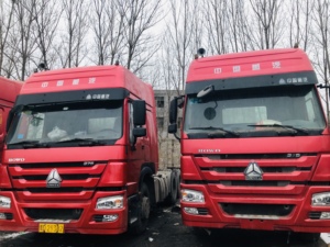 รถบรรทุกหัวลากมือสอง Sinotruk Euro2 ดีเซล 6x4 พวงมาลัยซ้าย HOWO 10 ล้อ รับน้ำหนัก 21-30 ตัน 371 แรงม้า - Product Image 3