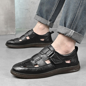 Nouvelles sandales d'été 2026 en cuir pour hommes, semelle souple, ajourées, respirantes, avec trous, semelle en caoutchouc, livraison directe, chaussons pour hommes - Product Image 3
