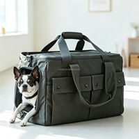 Sac de transport pour animaux de compagnie imperméable, sac de transport pour chien à fenêtre en maille, sac à main souple pour chiens et chats, pour les promenades et les voyages en plein air