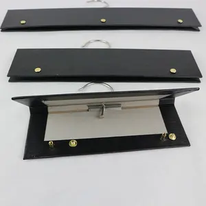 Özel boyut 2MM gerybord siyah kağıt kumaş örnek askı metal kanca ile