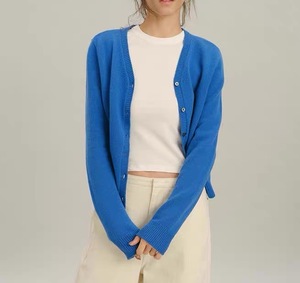 2025 Wholesale Custom Winter New Fashion Cashmere <strong>Cardigan</strong> and Crew Neck Cashmere T-Shirt <strong>Sets</strong> Cashmere <strong>Twin</strong> <strong>Set</strong> - Product Image 2