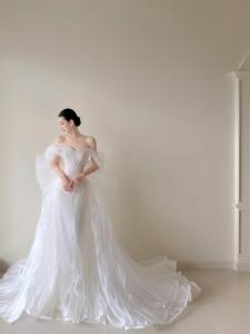 Elegante <span class=keywords><strong>Abito</strong></span> <span class=keywords><strong>da</strong></span> <span class=keywords><strong>Sposa</strong></span> <span class=keywords><strong>a</strong></span> Sirena con Spalle Scoperte, in Organza Plissettata <span class=keywords><strong>a</strong></span> <span class=keywords><strong>Righe</strong></span> Scintillanti, Vestito Nuziale di Lusso - Product Image 3