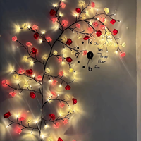 Guirlande lumineuse LED flexible en forme de rose, télécommandée et à intensité variable, pour la décoration murale intérieure et l'éclairage de Noël