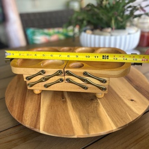 Plateau de service mobile extensible à 3 niveaux en bois, style Mid-Century Modern, avec logo personnalisé, compatible lave-vaisselle, réutilisable - Product Image 6