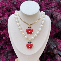 Nouveauté Bijoux de mode Collier chaîne plaqué or avec pendentif perles imitation, unisexe, tendance, cadeaux pour mariages et fêtes