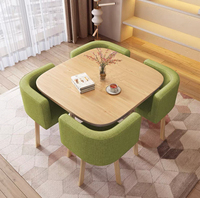 Ensemble de tables à manger carrées en bois de luxe contemporain avec 4 chaises pour villa et hôtel – Mobilier de salle à manger durable et écologique – Vente en gros