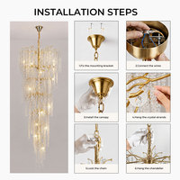 Lustre cascade long sur mesure en cristal avec finition dorée pour villas duplex et projets de foyers à plafonds hauts