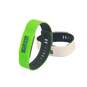 Biểu Tượng Tùy Chỉnh <span class=keywords><strong>NFC</strong></span> MIFARE DESFire EV1 2K 4K 8K RFID Silicone Vòng Đeo Tay Dây Đeo Cổ Tay - Product Image 1