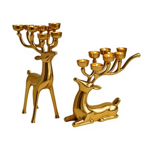 Support de bougie en aluminium au design naturel attrayant avec finition dorée, fait main, écologique, pour Noël - Product Image 2
