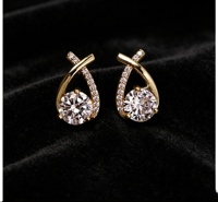 Boucles d'oreilles clous géométriques Bohan S925 en argent pur Yunhua pour femme, nouvelle collection, tendance, en moissanite, plaqué or 18 carats, micro-incrustation