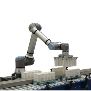 หุ่นยนต์ร่วมปฏิบัติงาน Long Reach Universal Robot UR8 แขนหุ่นยนต์สำหรับวางพาเลท มอเตอร์เกียร์บ็อกซ์ PLC รับน้ำหนักได้ 8-10 กก. ความแม่นยำ 0.081 มม. - Product Image 1