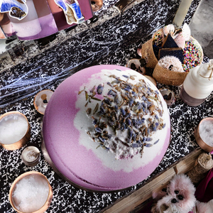 Nhà Máy Bán Buôn Sang Trọng Hương Thơm Tùy Chỉnh Tắm Fizz Bóng Bộ Quà Tặng Tự Nhiên Tinh Dầu Bom Tắm Spa Nhà Thư Giãn Muối Bóng - Product Image 3