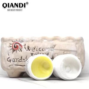 Crema Idratante Giorno e Notte <span class=keywords><strong>per</strong></span> <span class=keywords><strong>Donna</strong></span> con Etichetta Privata, Crema Sbiancante <span class=keywords><strong>per</strong></span> la Cura della Pelle - Product Image 3