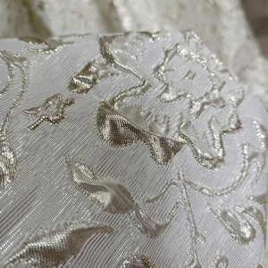 <span class=keywords><strong>Tissu</strong></span> Jacquard <span class=keywords><strong>Blanc</strong></span> à Motifs Floraux JSD4301 pour Robes, Gilets <span class=keywords><strong>et</strong></span> Sacs pour Hommes <span class=keywords><strong>et</strong></span> Femmes, <span class=keywords><strong>Tissu</strong></span> Décoratif de Designer - Product Image 5