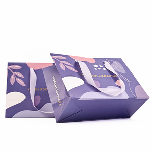 Bolsa de papel con asa de lujo personalizada, venta al por mayor, regalo de compras, bolsas para pequeñas empresas, tienda minorista para ropa, bolsa de papel artística con cinta - Product Image 4