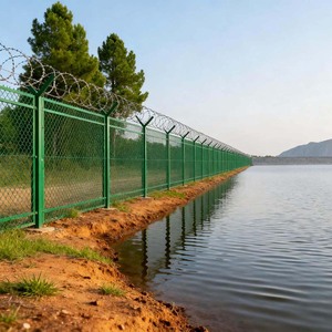 Y Post Luchthaven Hek Concertina Scheermes Gelaste Luchthaven Hek Panelen Anti Klim 358 Gaas Hek Met Y Paal Voor De Beste Prijs - Product Image 2