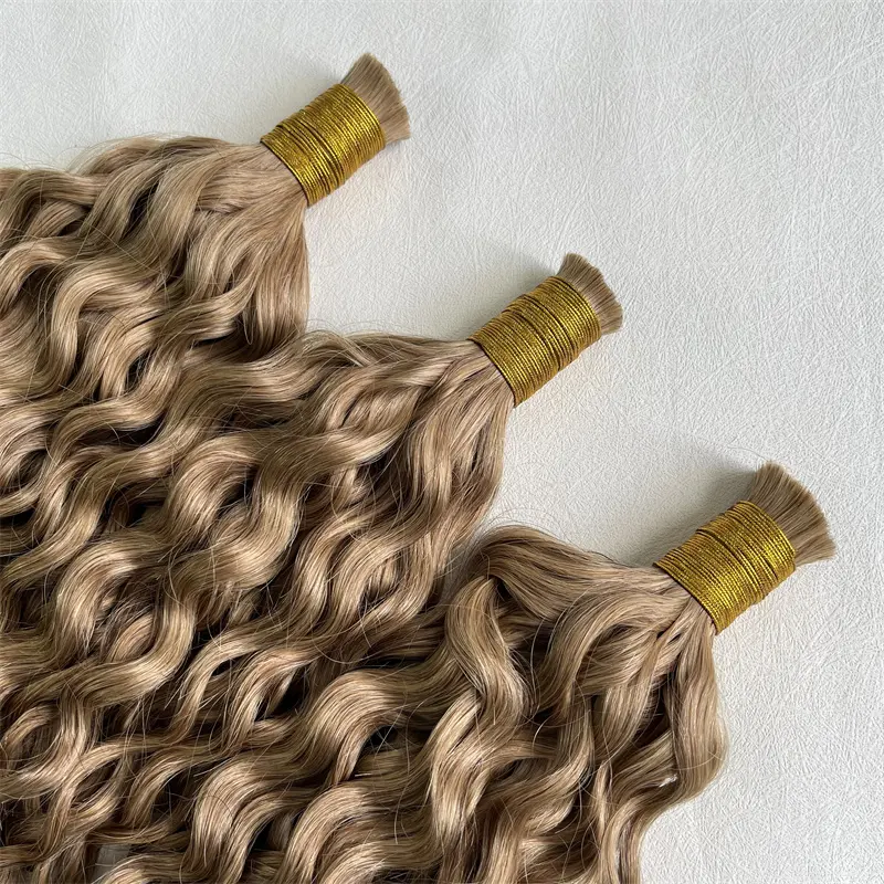 100% バージンナチュラルレミー髪織りバルクスペインカール人間の髪を編むキューティクル整列未処理髪横糸なし