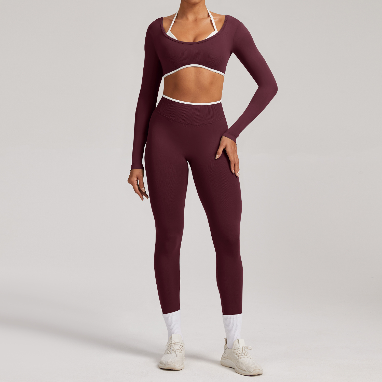 Marron (chemise à manches longues et pantalon)