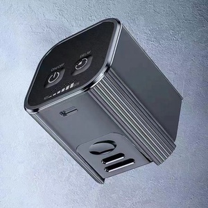 Réparation de <span class=keywords><strong>téléphone</strong></span> Puce UV haute puissance IP55 Lampe de polymérisation UV LED rechargeable avec mini source de lumière portable à port type-c - Product Image 4