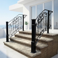 Barreaux de balcon et de rampe d'escalier en fer forgé résistants à la rouille pour usage intérieur en villa