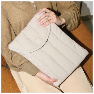 Housse de protection souple pour ordinateur portable, design populaire, logo personnalisé, sac à main pour femme, compatible avec les ordinateurs portables de 13, 14 et 15 pouces - Product Image 6