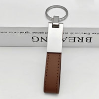 Porte-clés en cuir PU personnalisé avec gravure au laser Nom Monogramme personnalisé Porte-clés pour cadeau de Saint-Valentin