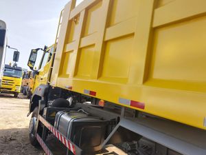 รถดัมพ์ HOWO 4X2 Nx ยี่ห้อ Sinotruk รถบรรทุกมือสอง 371/380/400/430 แรงม้า รถดัมพ์สำหรับขาย - Product Image 2