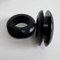 Vente en gros d'œillets automobiles personnalisés en caoutchouc silicone étanche EPDM NBR plat/rond/ovale joint de moulage industriel bouchon en caoutchouc