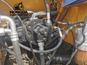 SANY SY135C a utilisé l'excavatrice à vendre les machines de construction de poids de 13 tonnes avec le meilleur prix 90% nouvelles excavatrices utilisées de SY135C-10 de SANY - Product Image 4